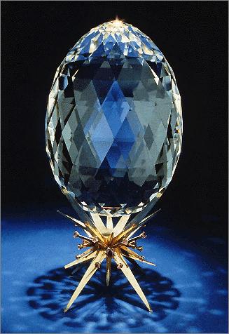 A 7,000-Carat Quartz Egg